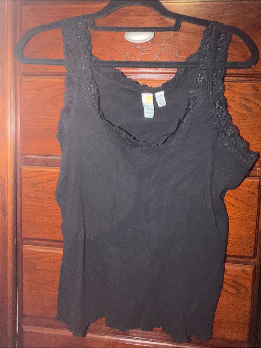 Moda Black Lace-Trim Tank Top
